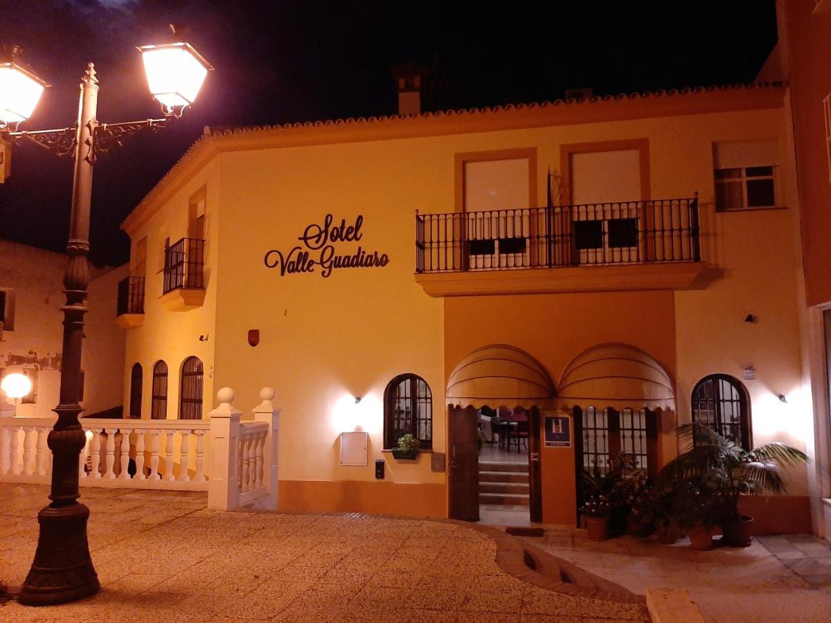 Sotel Valle Guadiaro Pueblo Nuevo de Guadiaro Buitenkant foto