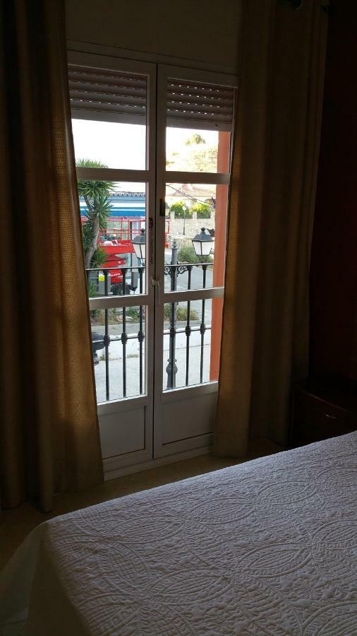 Sotel Valle Guadiaro Pueblo Nuevo de Guadiaro Buitenkant foto