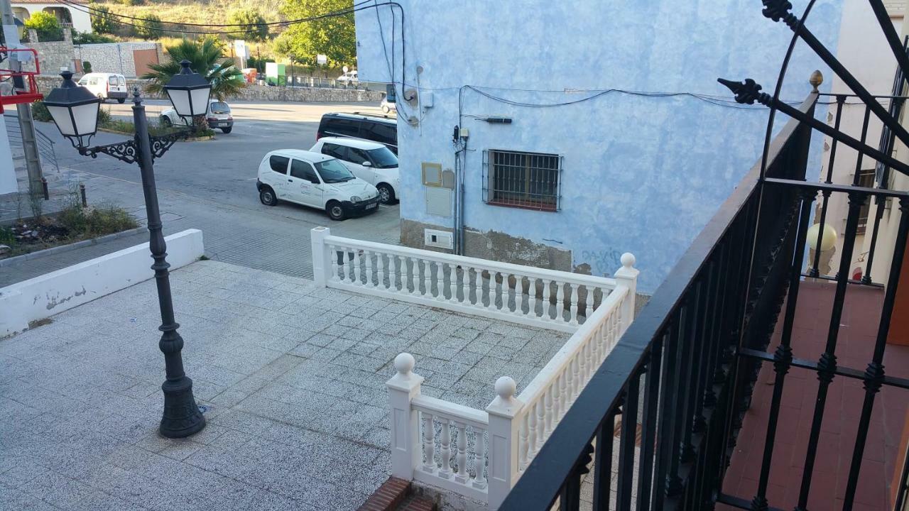 Sotel Valle Guadiaro Pueblo Nuevo de Guadiaro Buitenkant foto